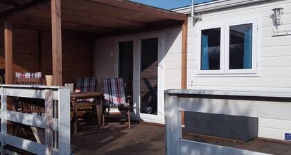 Carefully Furnished Chalet near Wadden Sea