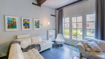 Apartment | Living room