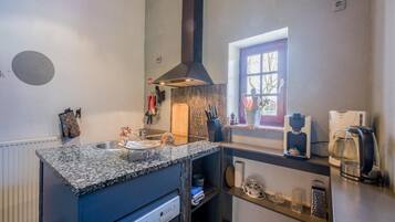 Apartment | Private kitchen | High chair