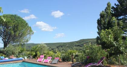 Nice Apartment in a Unique Location Near the Village of La Garde-adhémar