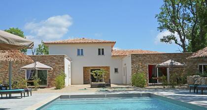 Villa in Montauroux With Pool & Near Forest