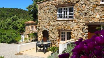 House | Exterior