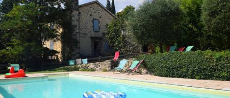 House | Pool