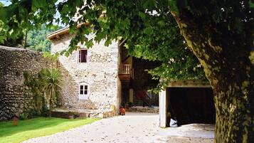 House | Exterior