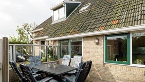 Unclassified image, 2 of 23, button - Quaint Apartment in Oosterend Terschelling near Sea (Oosterend)