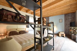 Rumah | 2 kamar tidur dan dilengkapi dengan perabotan berbeda-beda