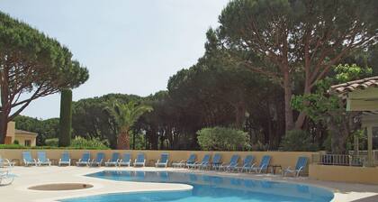 Apartment in Gassin Saint Tropez With Garden, Pool