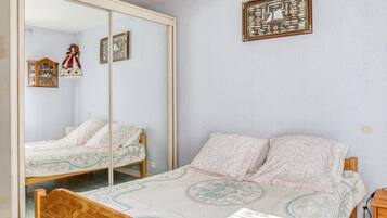 Rumah | 5 kamar tidur dan dilengkapi dengan perabotan berbeda-beda