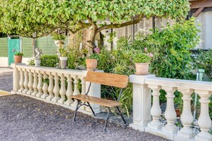 Garden - Beachside Family Retreat (Penestin)