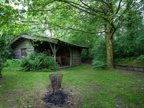 Exterior - Cosily Furnished Small Wooden House (Baexem)