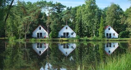 Cozy Furnished Holiday Home with Garden near Fishing Pond