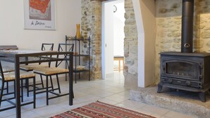 Dining - Charming Farmhouse in Pont-de-barret With Swimming Pool (Pont-de-Barret)