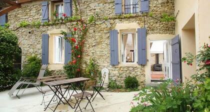 Charming Farmhouse in Pont-de-barret With Swimming Pool