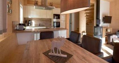 Majestic Chalet With Sauna