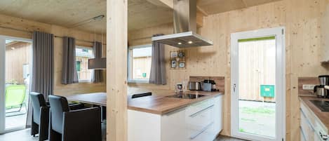 Chalet | Private kitchen | Highchair