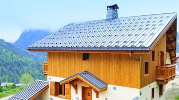 Chalet | Exterior
