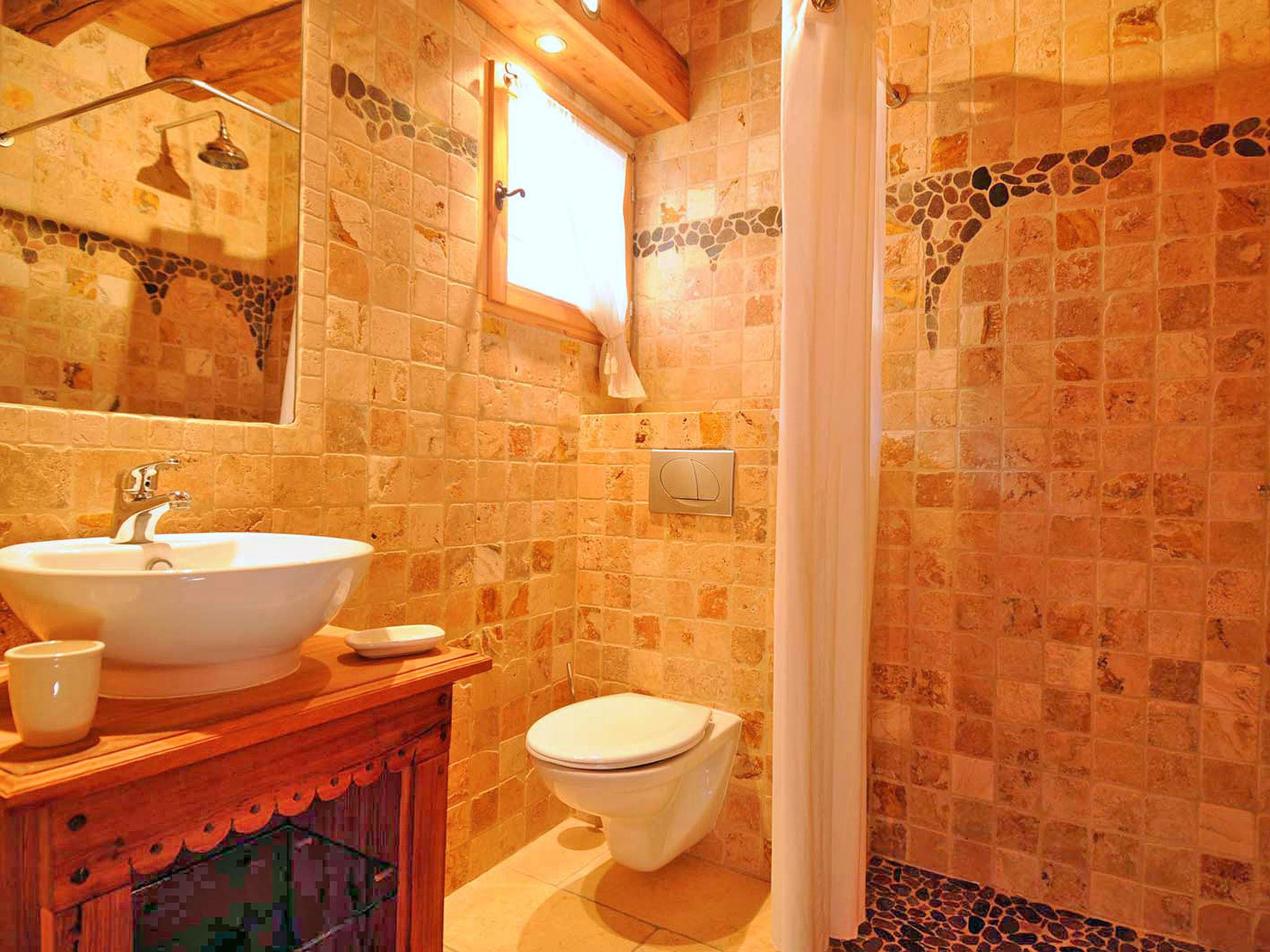 Chalet | Bathroom | Shower