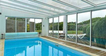 Detached Villa Within Walking Distance of the Beach, With a Swimming Pool and a Sauna