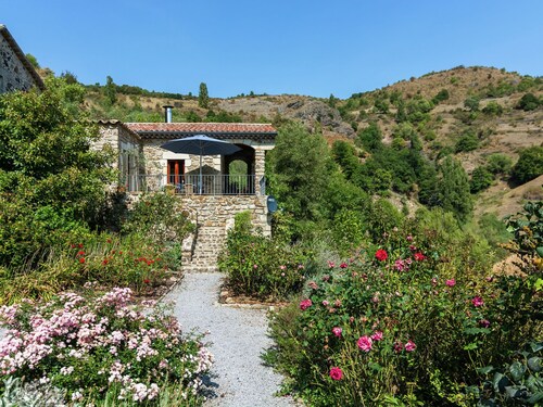 Hillside Villa in Pourchères With Swimming Pool