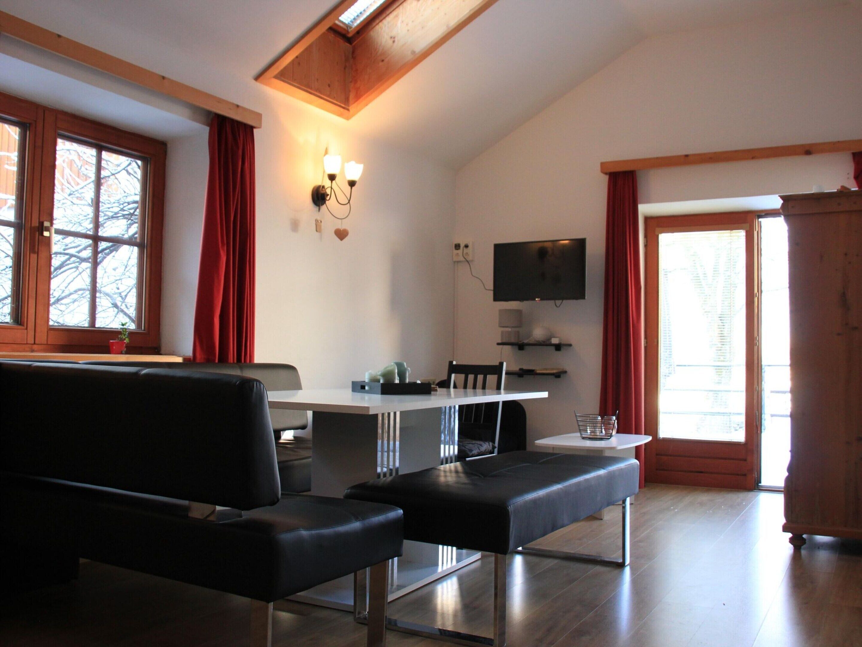 Chalet | Living area