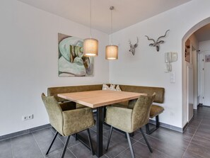 Dining - Luxurious Apartment Near Ski Area Maria Alm (Maria Alm am Steinernen Meer)