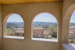 Villa | Balcony - Villa in Rhone Alpes With Private Pool (Joyeuse)