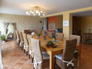 Dining - Lavish Holiday Home in Frontenac With Private Pool & Garden (Frontenac)