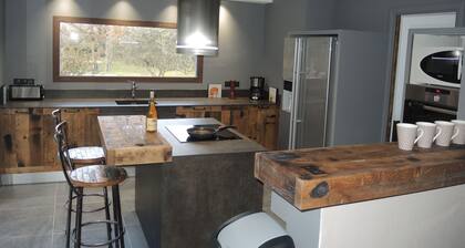 Holiday Home in L'isle-sur-la-sorgue With Pool