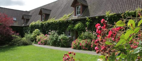 Chalet | Reception