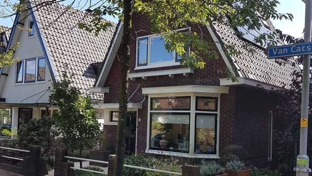 Exterior - Luxury Holiday Home in Heiloo With Terrace and Garden (Heiloo)