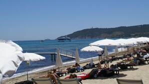 Exterior - Beautiful Villa With Private Pool, Lovely Terraces, Privacy and Near St. Tropez (Cogolin)