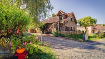 House | Bahagian luar