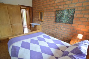 2 bedrooms, individually furnished, bed sheets - Holiday Home in Sittard With Pool (Sweikhuizen)