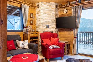 Chalet | Living room