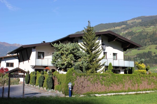 Apartment | Exterior - Cozy Apartment in Aschau im Zillertal near Ski Lift (Aschau Im Zillertal)