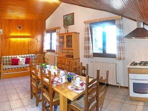 Apartment | Wohnzimmer | Kamin