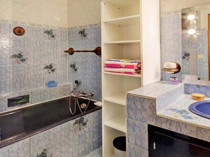 Apartment | Badezimmer | Dusche