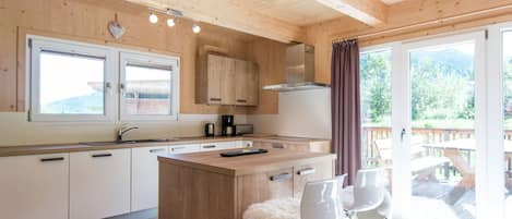 Chalet | Private kitchen | High chair