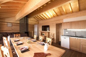 Dining - Apartment in French Alps With Scenic Views (Les Belleville)