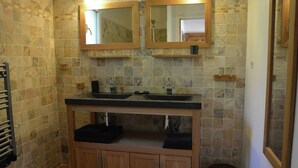 Villa | Bathroom | Shower - Cozy Villa in Saint-privat-de-champclos With Private Pool (Saint-Privat-de-Champclos)