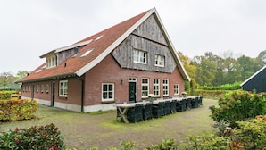 Unclassified image, 3 of 31, button - Luxury Farmhouse near Forest in Dinkelland (Denekamp)