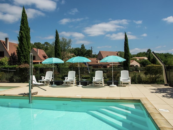 Pool - Cosy Holiday Home in Castelnaud-la-chapelle (Castelnaud-la-Chapelle)