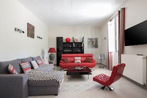 Living room - Holiday Home in Rasteau With Private Pool (Rasteau)