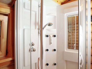 Bathroom - Cottage near Lake & Forest with Garden in Gramsbergen (Gramsbergen)