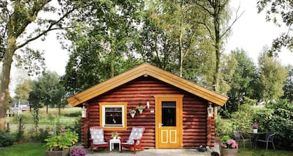 Cottage near Lake & Forest with Garden in Gramsbergen