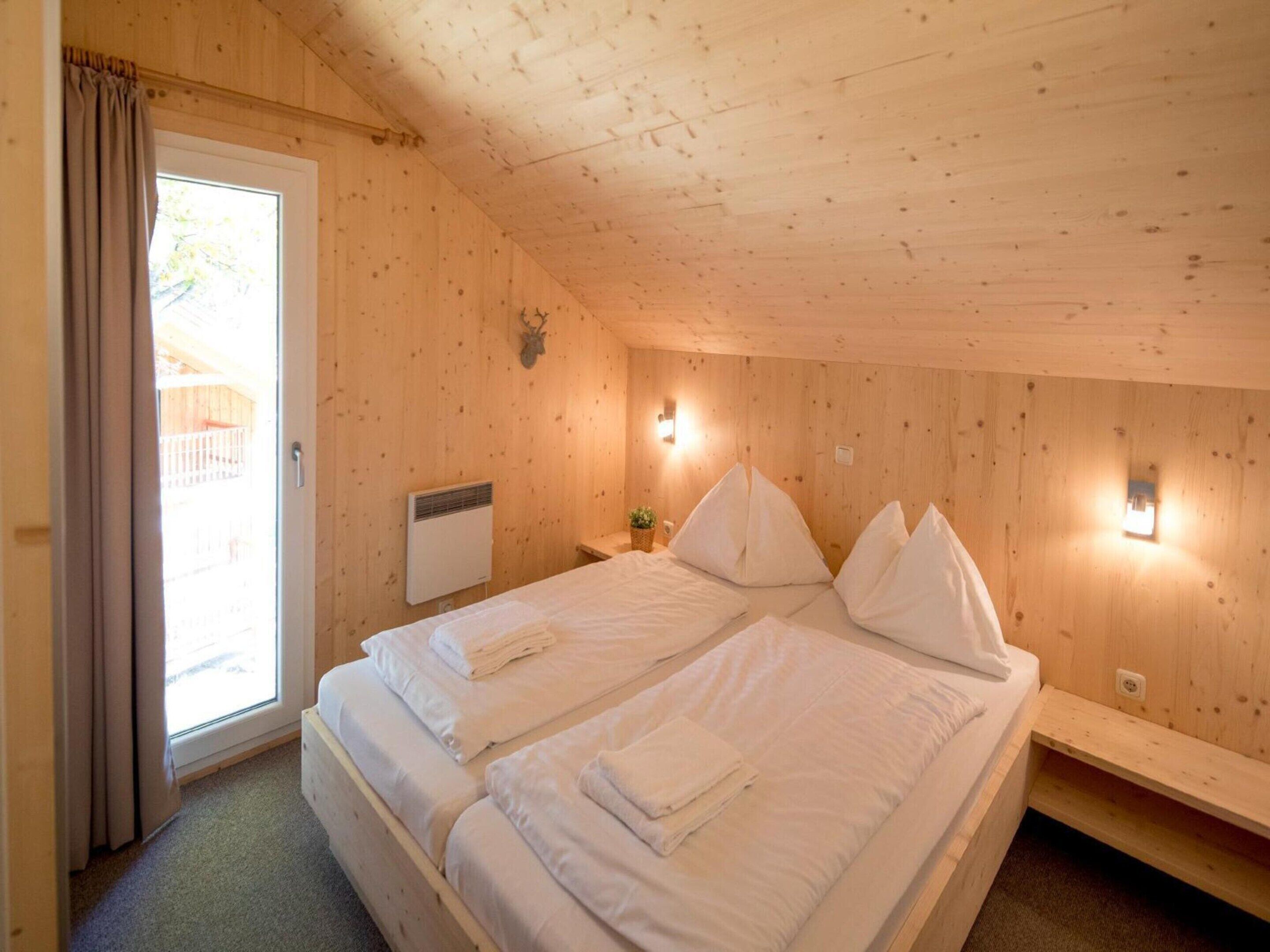 Chalet | 4 chambres, ameublement personnalisé, draps fournis