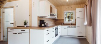 Beautiful Chalet With hot tub