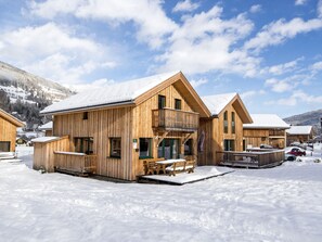 Chalet | Exterior