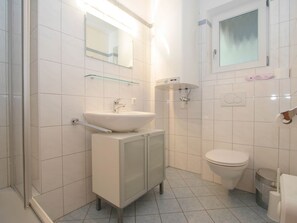 Apartment | Bathroom - Apartment in the ski Area of St. Margarethen (Sankt Margarethen im Lungau)