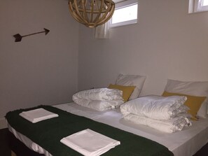 Villa | 5 bedrooms, individually furnished, bed sheets - Spacious Family Villa Uden (Uden)